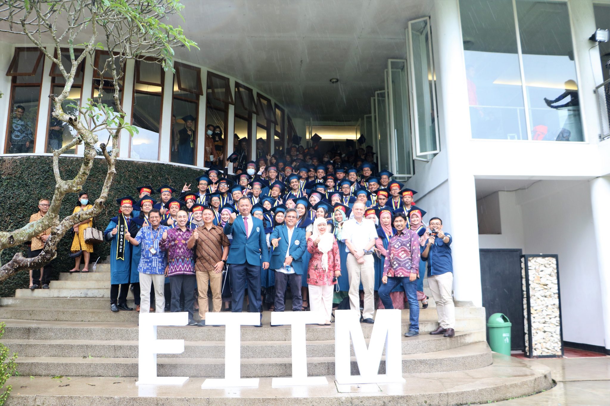 Fakultas Teknik Pertambangan Dan Perminyakan » Syukuran Wisuda FTTM ITB ...