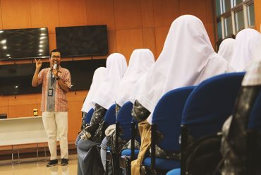 Kunjungan sekolah ke FTTM ITB di bulan September